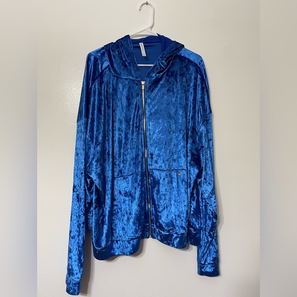 NWT Fabletics Crushed Velour Zip-Up Hoodie | Size: 4X - Picture 3 of 5